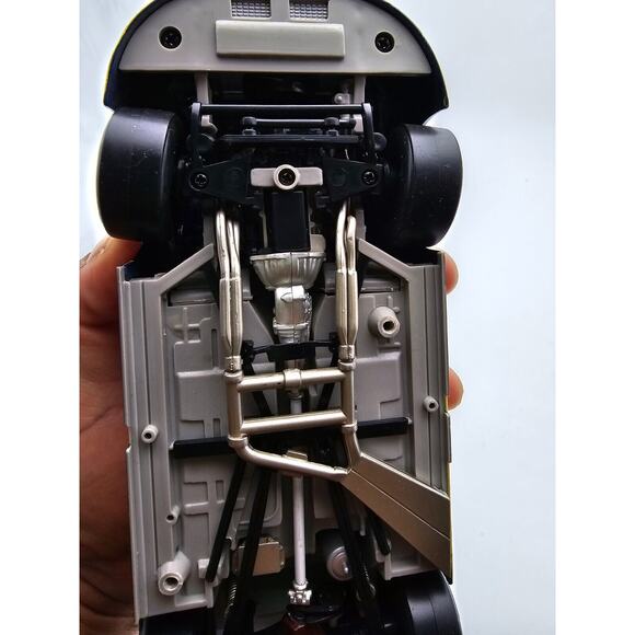 VTG 1998 Revell Lowe’s Mike Skinner #31 Chevrolet Monte Carlo - Picture 9 of 11